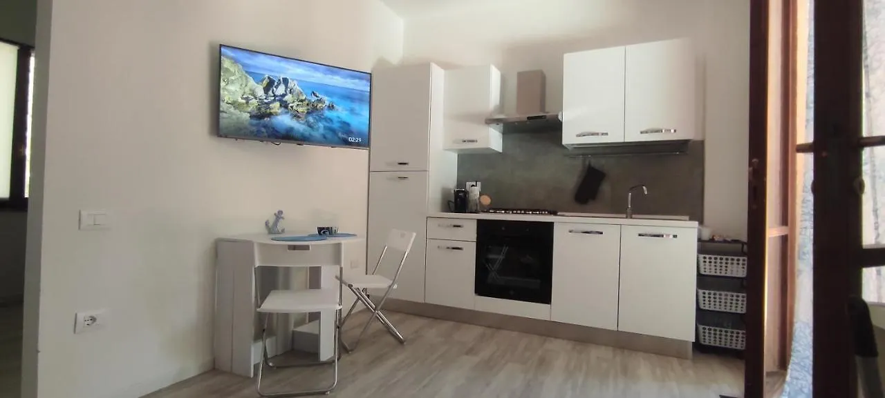 Holiday House 