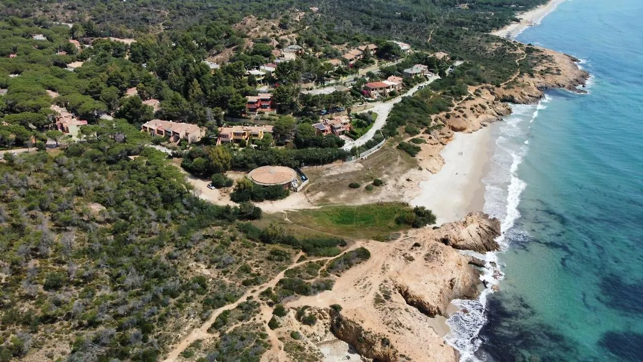 Holiday House 
