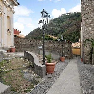 https://casa-deiva.hotelitalianriviera.com